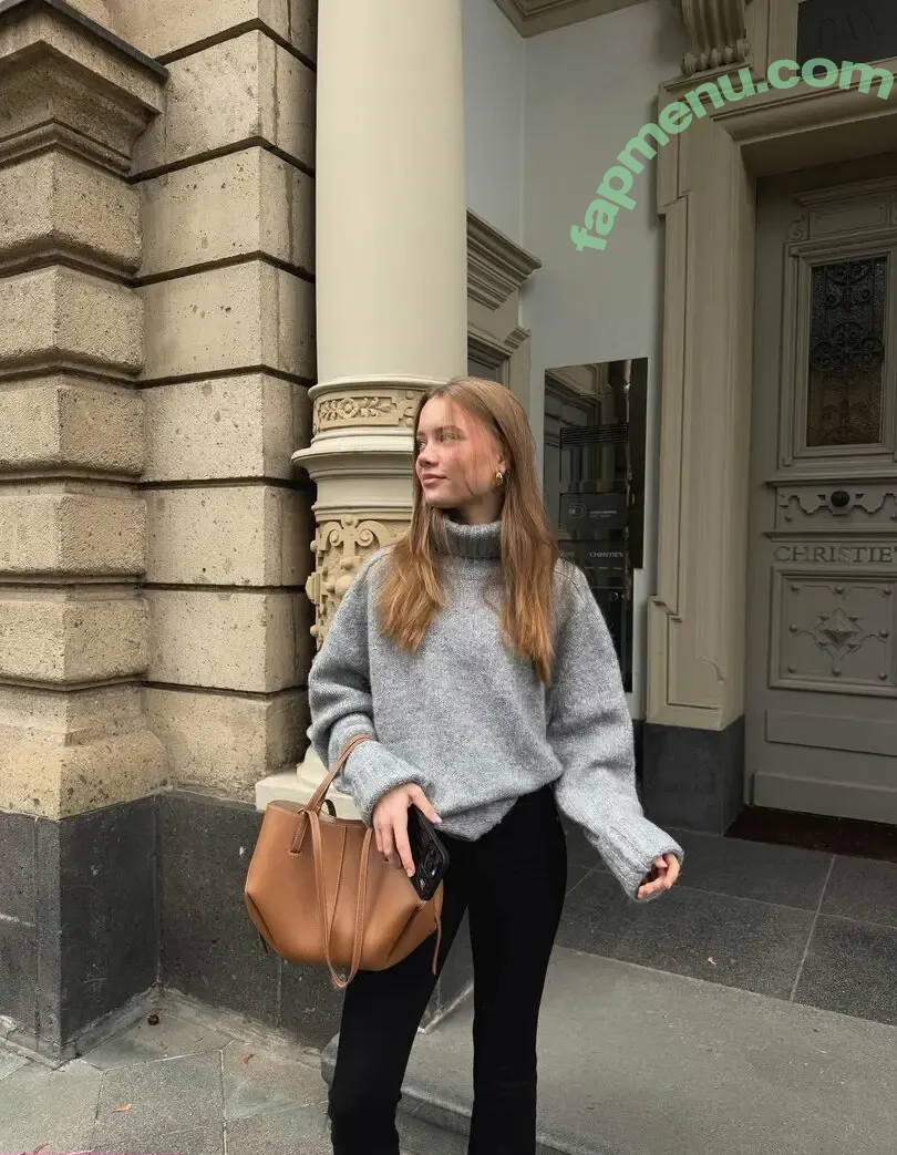 Janalibra nude photo #0028 (w.p.jana)