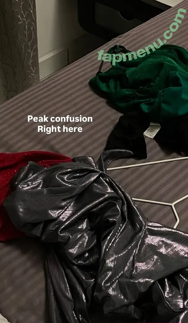 Jananivisalakshi nude photo #0011 (Janani visaalakshi)