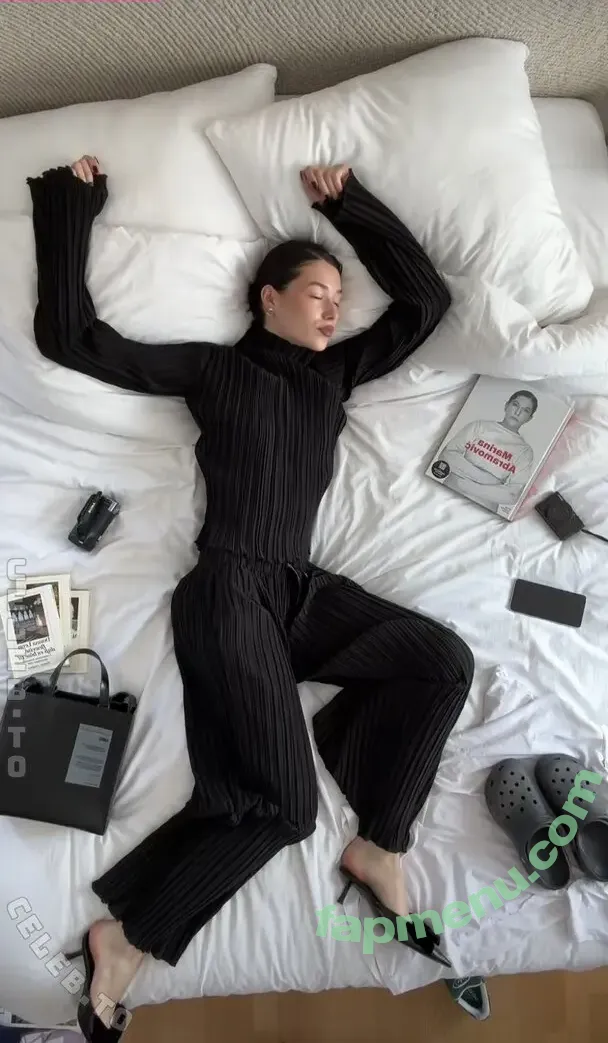 Janaxnell nude photo #0296 (janaxnell_official)