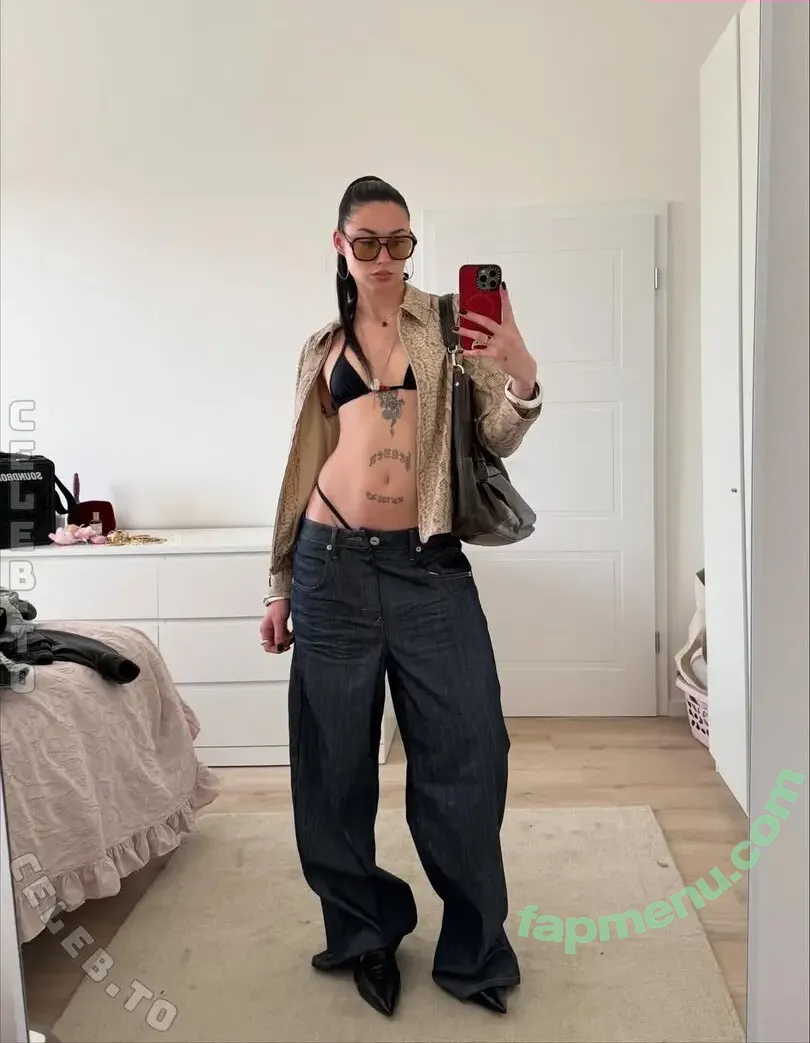 Janaxnell nude photo #0314 (janaxnell_official)