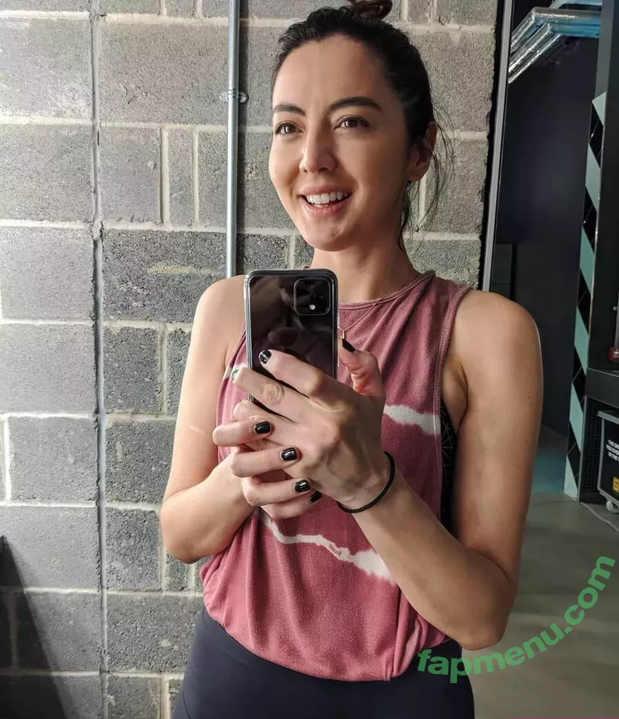 Jane Douglas nude photo #0095 (OXClub / OutsideXbox / janedouglas / penny_dreadful)