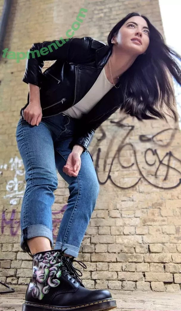 Jane Douglas nude photo #0100 (OXClub / OutsideXbox / janedouglas / penny_dreadful)