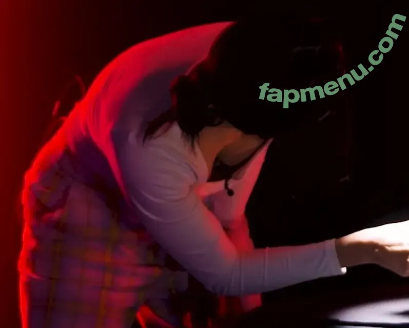 Jane Douglas nude photo #0670 (OXClub / OutsideXbox / janedouglas / penny_dreadful)