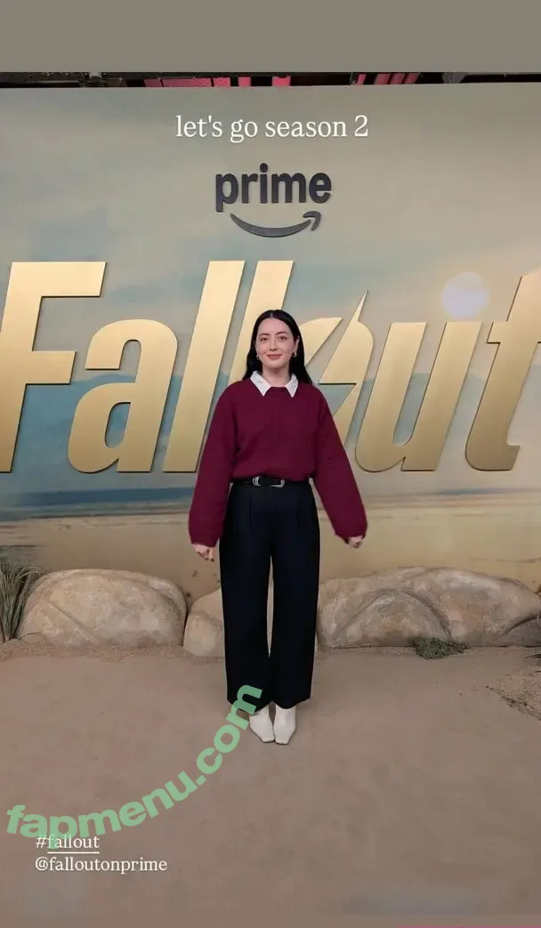 Jane Douglas nude photo #0691 (OXClub / OutsideXbox / janedouglas / penny_dreadful)