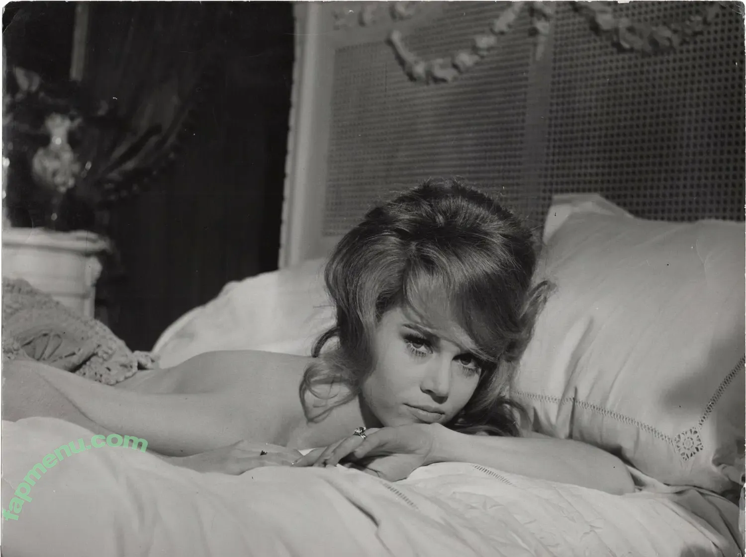 Jane Fonda nude photo #0022 (janefonda)