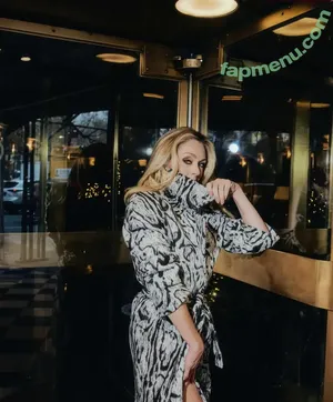 Jane Krakowski / Jane_Krakowski / janekrakowski_sunshine nude photo #0051