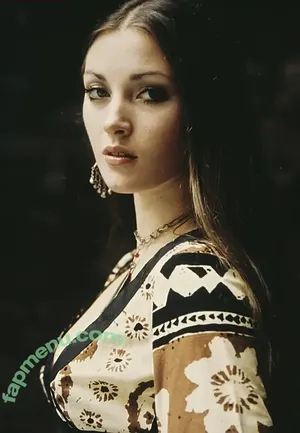 Jane Seymour / janeseymour nude photo #0038