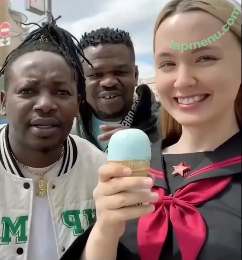 Jane Wild nude photo #0256 (gilticus / janeandthelion)