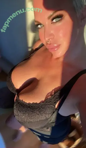  nude photo #0001