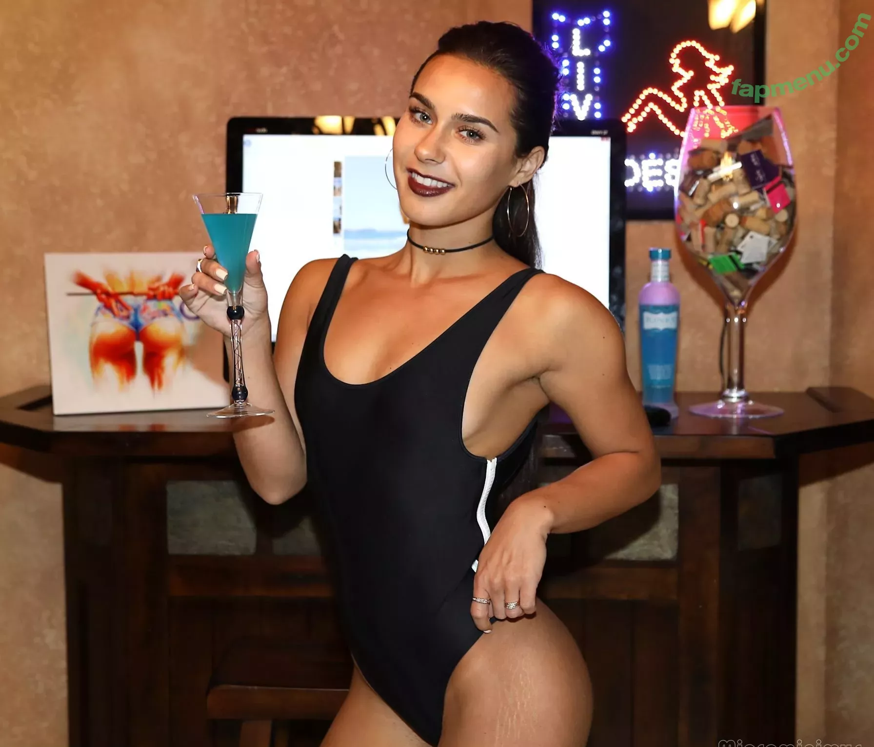 Janeece Sinclair nude photo #0963 (ashleysinclair0 / soulqueenjaneece)