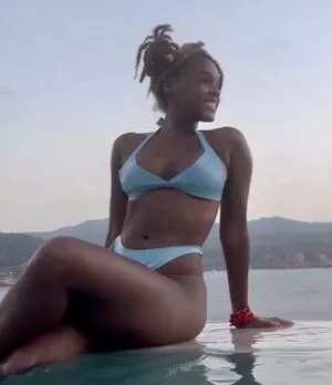 Janelle Monae / janellemonae nude photo #0112