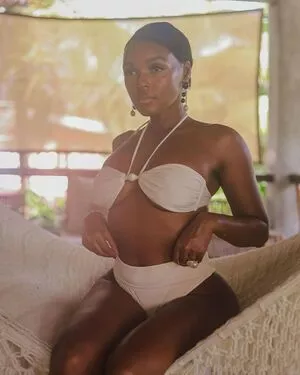 Janelle Monae / janellemonae / screamadelica nude photo #0251