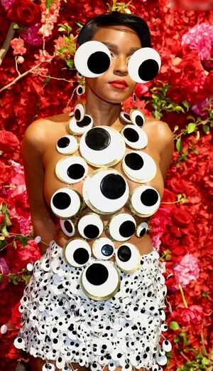 Janelle Monae / janellemonae / screamadelica nude photo #0396