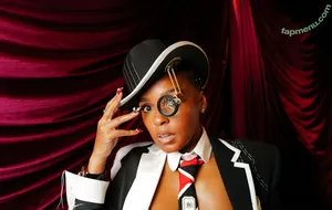 Janelle Monae / creamyaddiction365 / janellemonae nude photo #0482