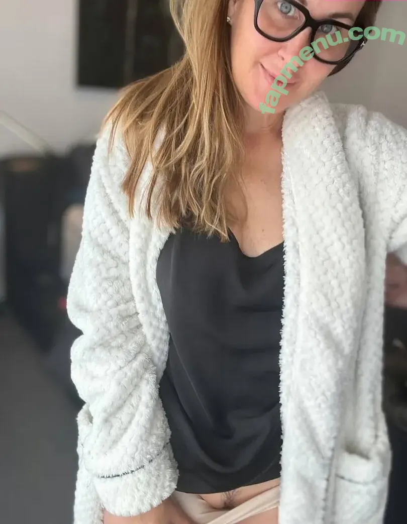 janenaughtymom nude photo #0009 (justjanenaughtymom)