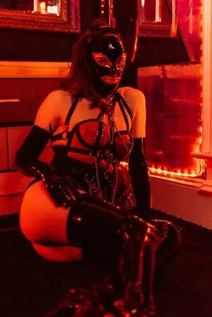 Janerose666 / basic.redandblack nude photo #0018