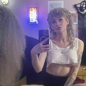 Janet Devlin / JanetJealousy / janetdevlinofficial nude photo #0237