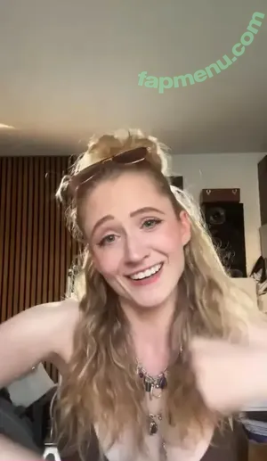 Janet Devlin / JanetJealousy / janetdevlinofficial nude photo #0255