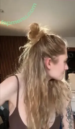 Janet Devlin / JanetJealousy / janetdevlinofficial nude photo #0260