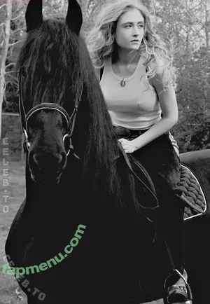 Janet Devlin / JanetJealousy / janetdevlinofficial nude photo #0312