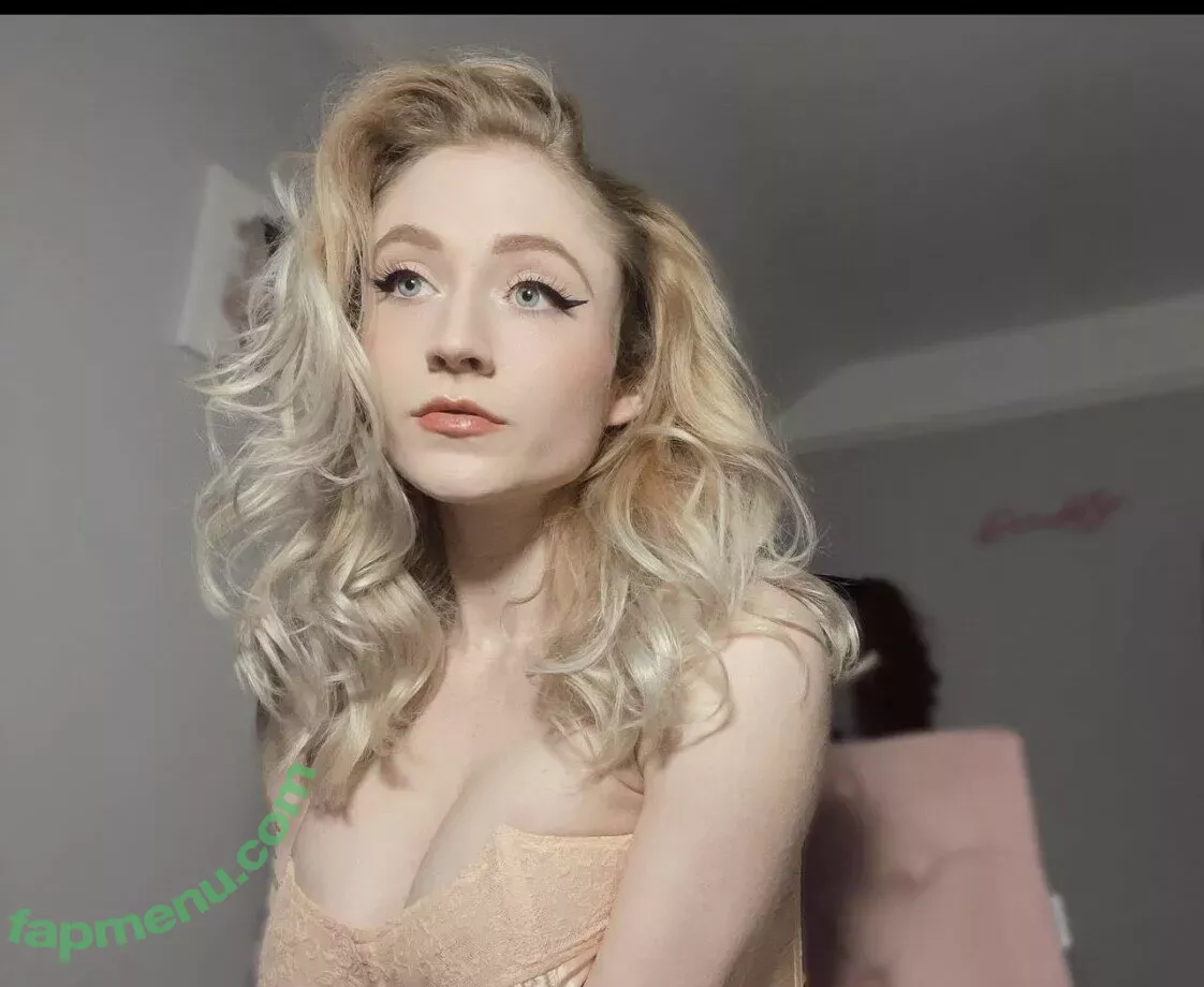 Janet Devlin nude photo #0039 (JanetJealousy / janetdevlinofficial)