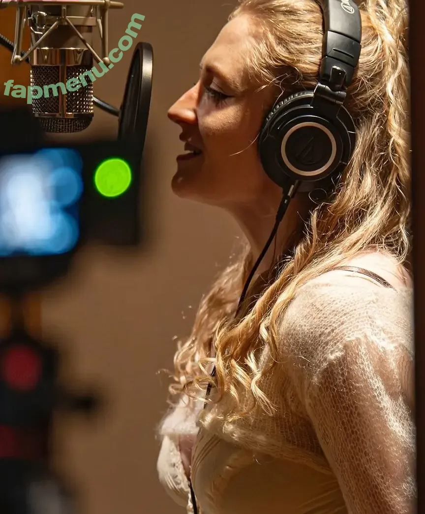 Janet Devlin nude photo #0248 (JanetJealousy / janetdevlinofficial)