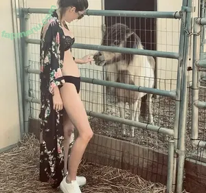 Janet Montgomery / janeymontgomery / thebestofjaney nude photo #0088