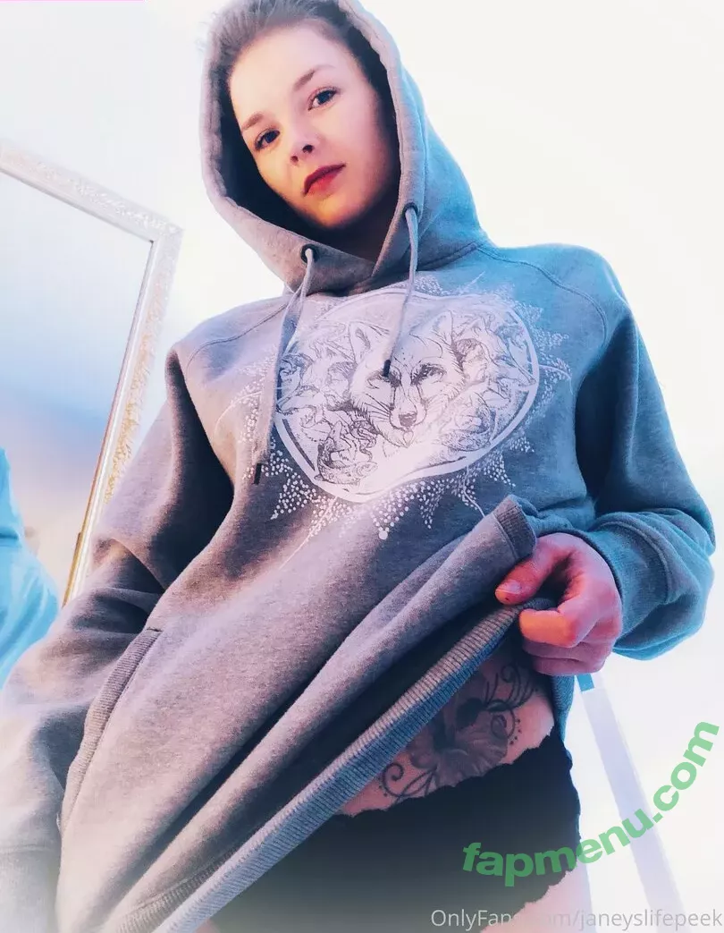 janeyslifepeek nude photo #0012 (jrcnails_)