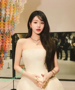 Jang Won-young / for_everyoung10 / 장원영 WONYOUNG nude photo #1297