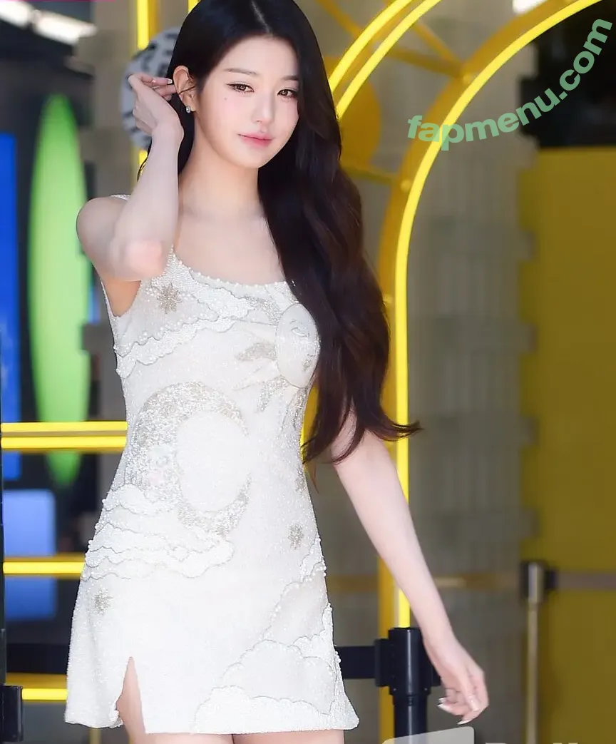 Jang Won-young nude photo #1443 (for_everyoung10 / 장원영 WONYOUNG)