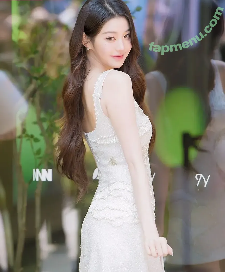 Jang Won-young nude photo #1451 (for_everyoung10 / 장원영 WONYOUNG)
