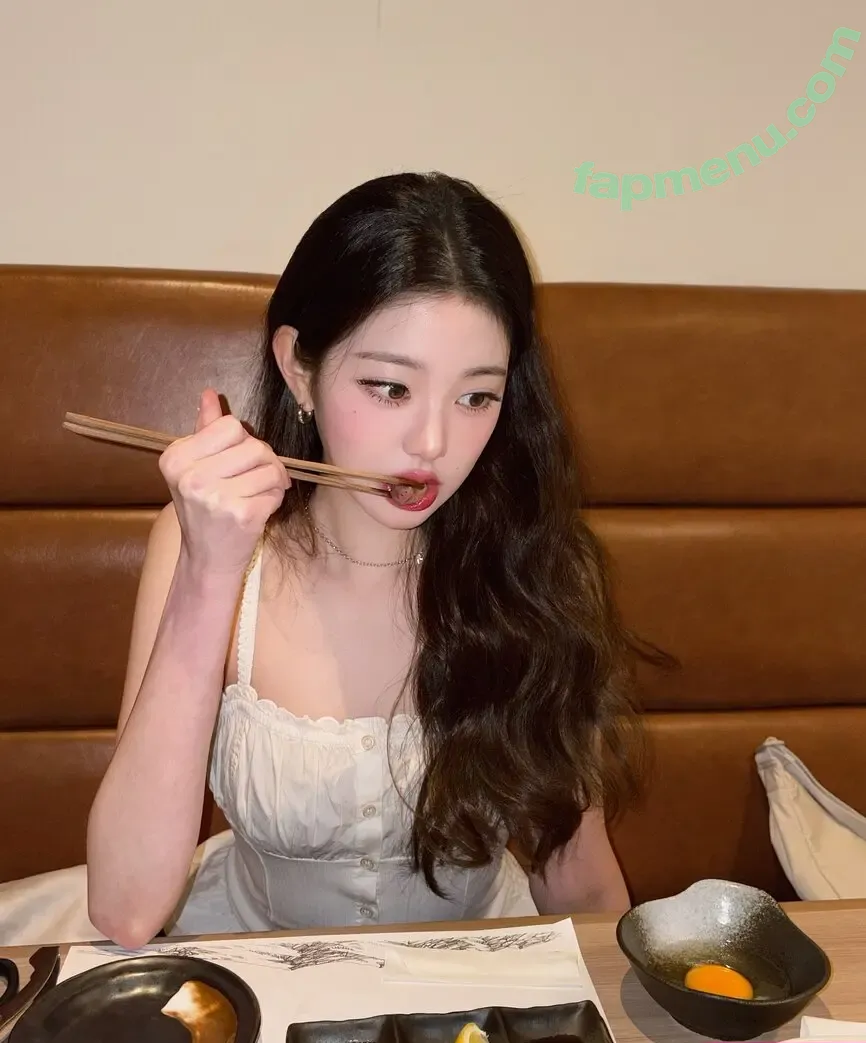 Jang Won-young nude photo #1759 (for_everyoung10 / 장원영 WONYOUNG)