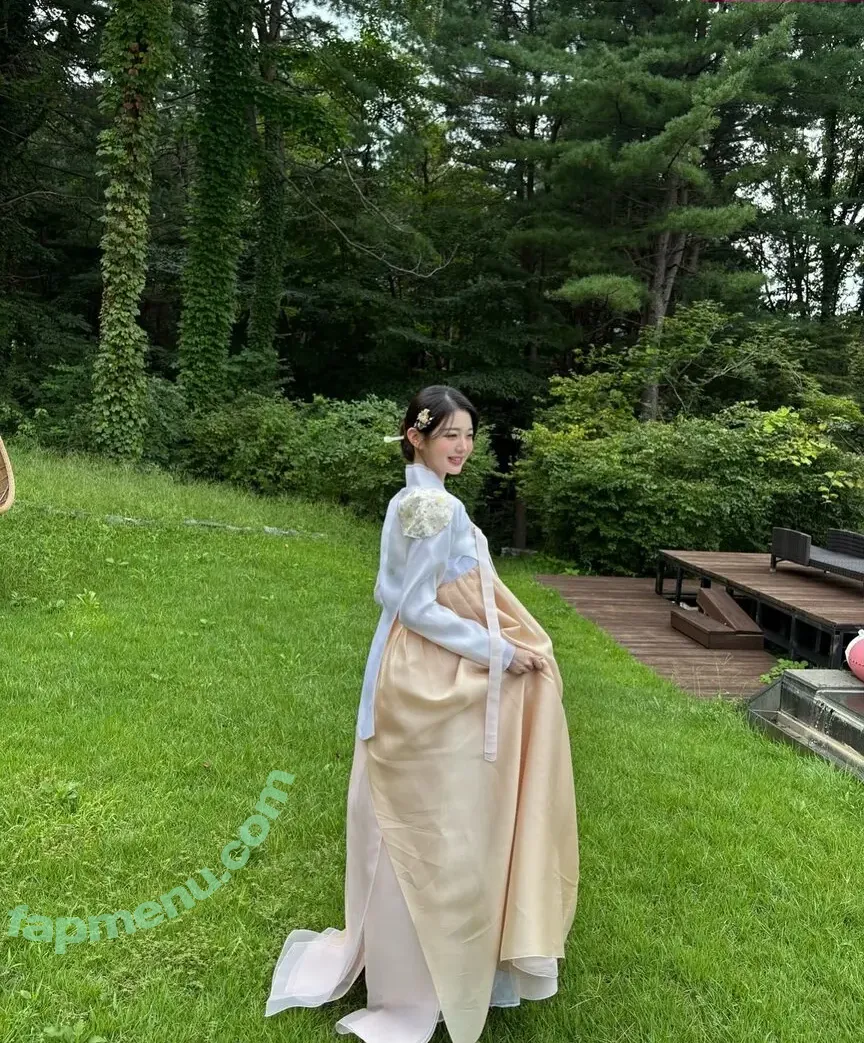 Jang Won-young nude photo #3718 (for_everyoung10 / 장원영 WONYOUNG)