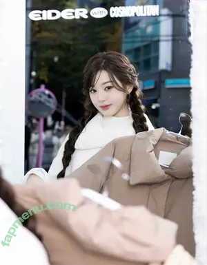 Jang Won-young / for_everyoung10 / 장원영 WONYOUNG nude photo #4401