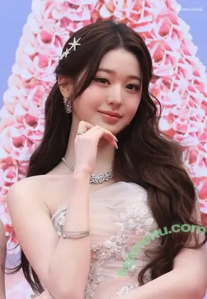 Jang Won-young / for_everyoung10 / 장원영 WONYOUNG nude photo #4658