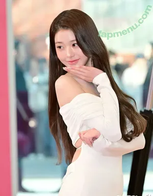 Jang Won-young / for_everyoung10 / 장원영 WONYOUNG nude photo #4663