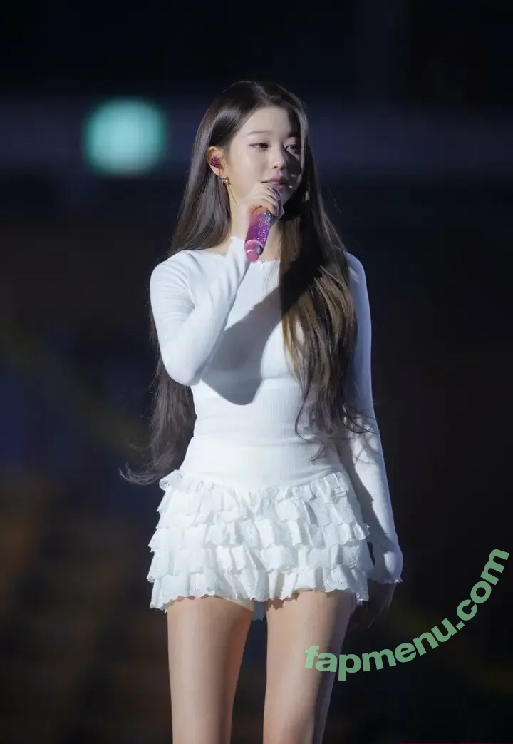 Jang Won-young nude photo #4090 (for_everyoung10 / 장원영 WONYOUNG)