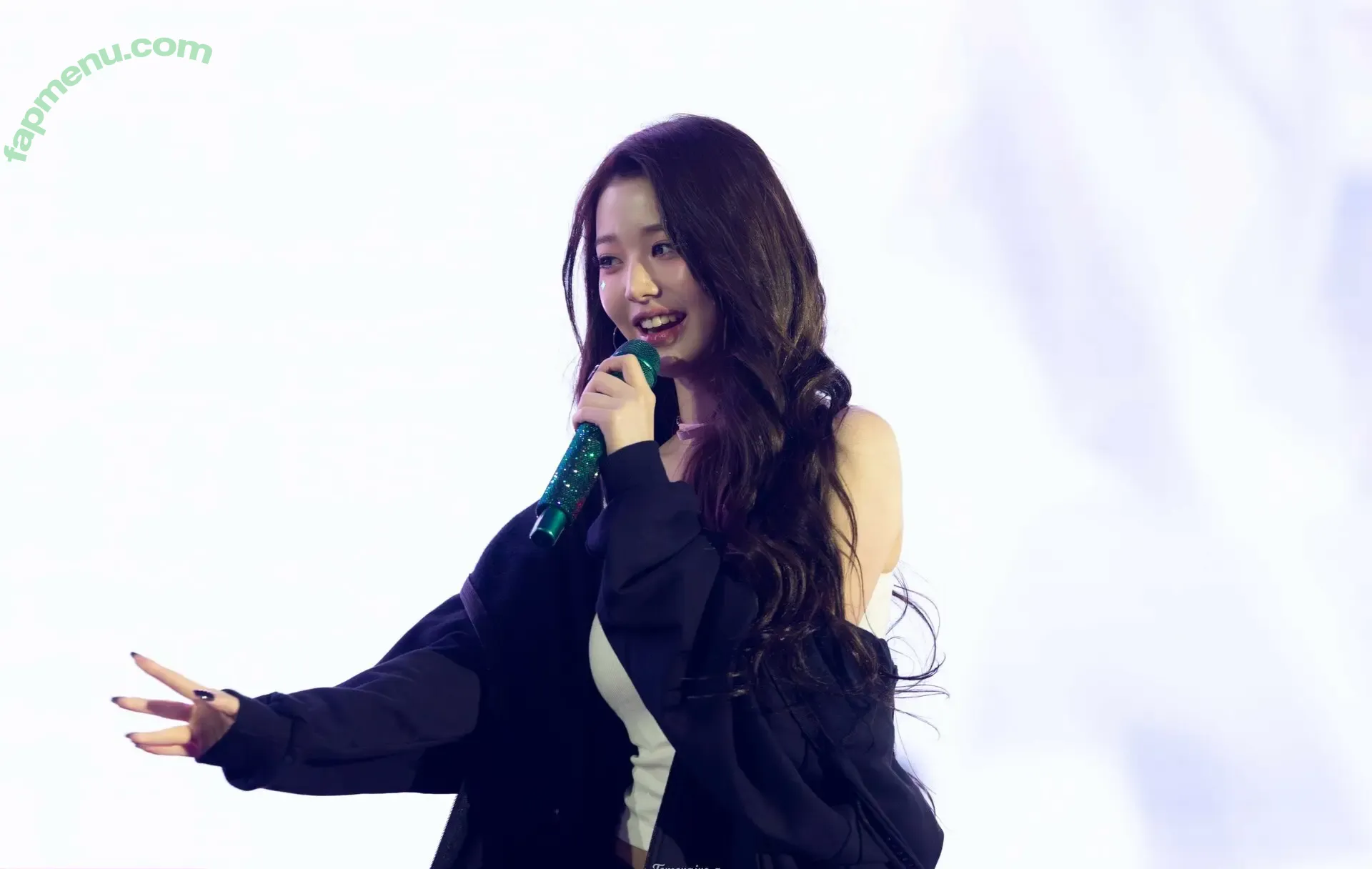 Jang Won-young nude photo #4160 (for_everyoung10 / 장원영 WONYOUNG)