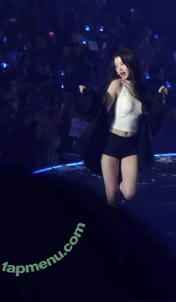 Jang Won-young nude photo #4171 (for_everyoung10 / 장원영 WONYOUNG)