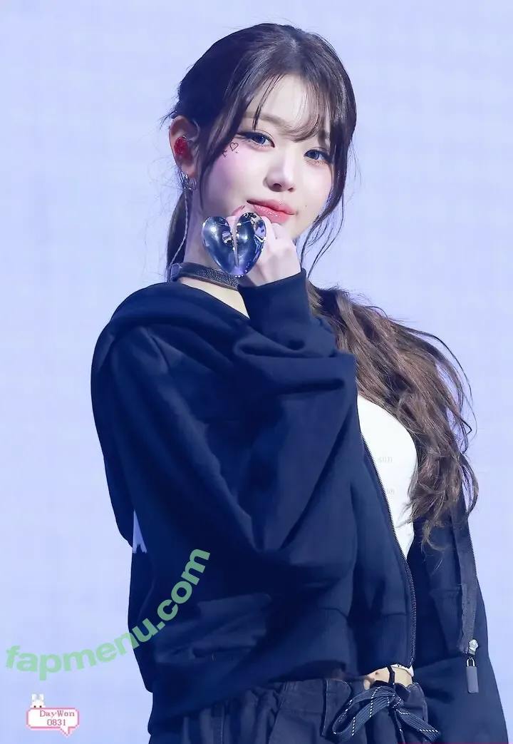 Jang Won-young nude photo #4182 (for_everyoung10 / 장원영 WONYOUNG)