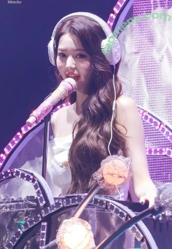 Jang Won-young nude photo #4202 (for_everyoung10 / 장원영 WONYOUNG)