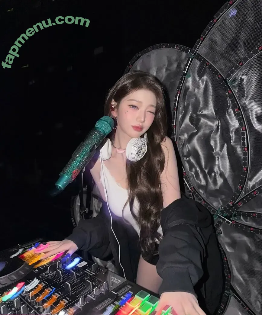 Jang Won-young nude photo #4267 (for_everyoung10 / 장원영 WONYOUNG)