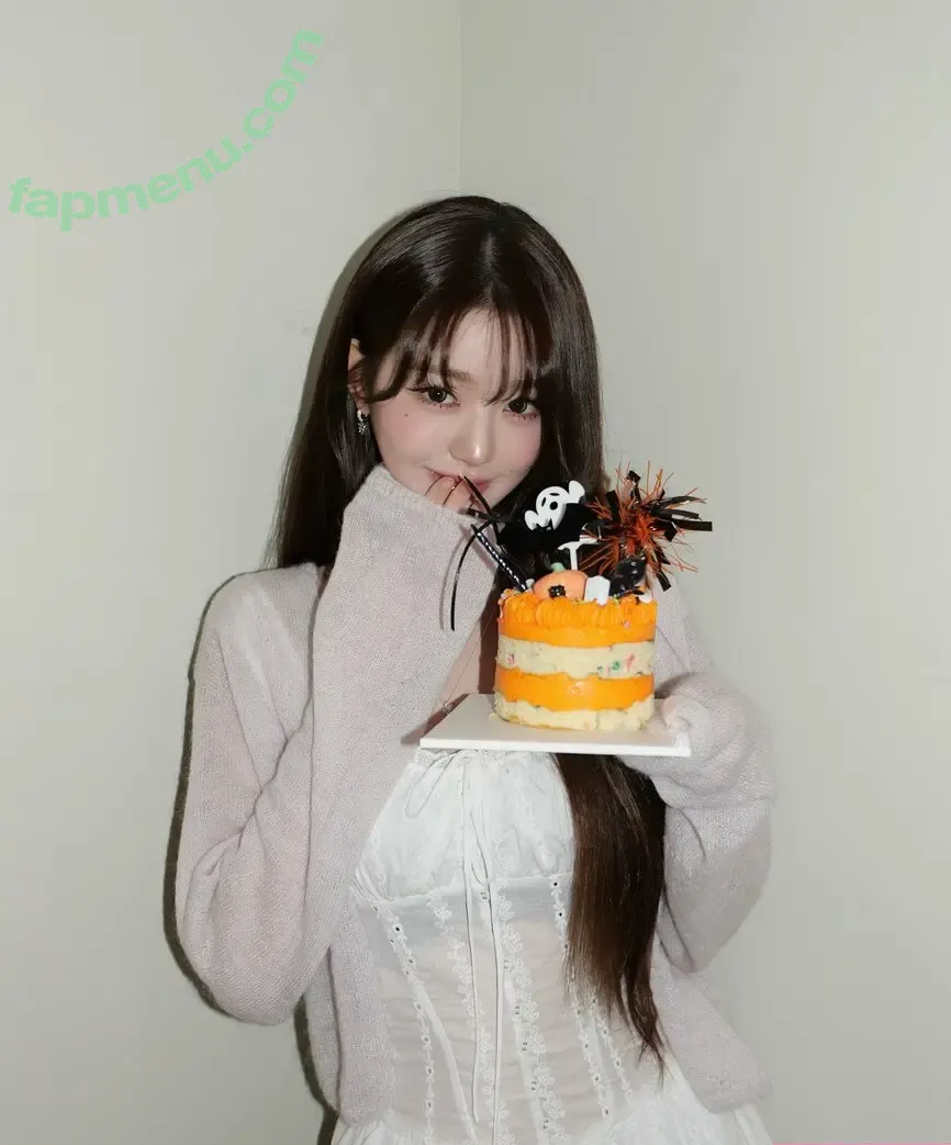 Jang Won-young nude photo #4311 (for_everyoung10 / 장원영 WONYOUNG)