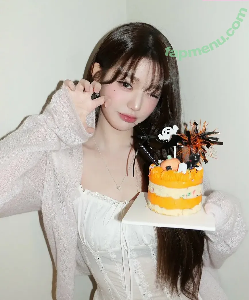 Jang Won-young nude photo #4312 (for_everyoung10 / 장원영 WONYOUNG)