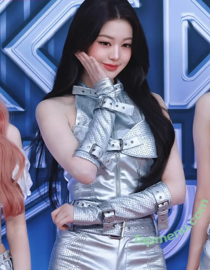 Jang Won-young nude photo #4322 (for_everyoung10 / 장원영 WONYOUNG)