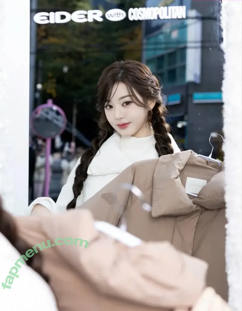 Jang Won-young nude photo #4401 (for_everyoung10 / 장원영 WONYOUNG)