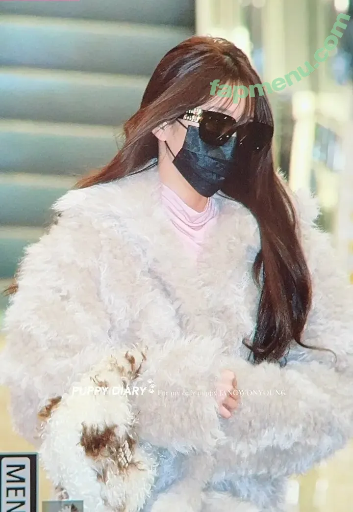 Jang Won-young nude photo #4447 (for_everyoung10 / 장원영 WONYOUNG)