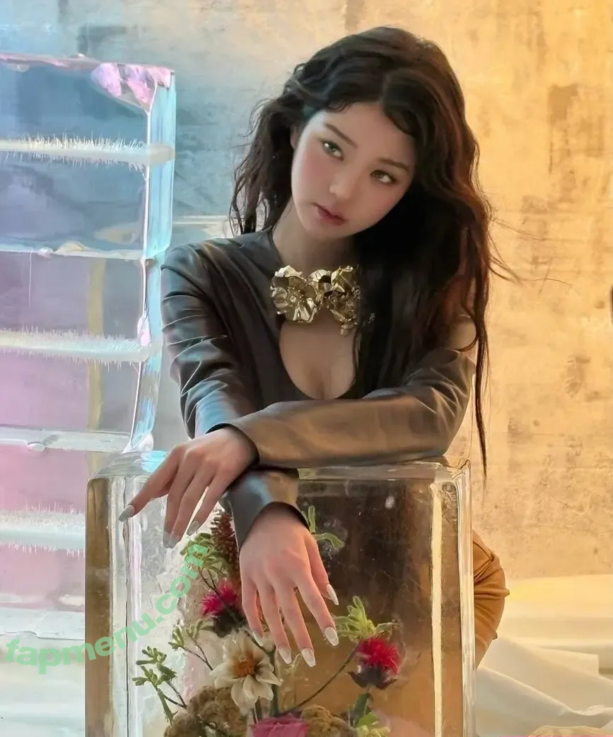 Jang Won-young nude photo #4588 (for_everyoung10 / 장원영 WONYOUNG)