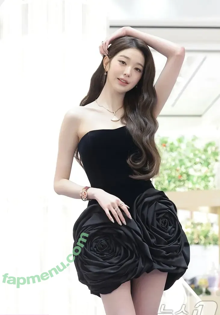 Jang Won-young nude photo #4602 (for_everyoung10 / 장원영 WONYOUNG)