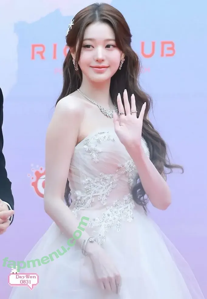 Jang Won-young nude photo #4652 (for_everyoung10 / 장원영 WONYOUNG)